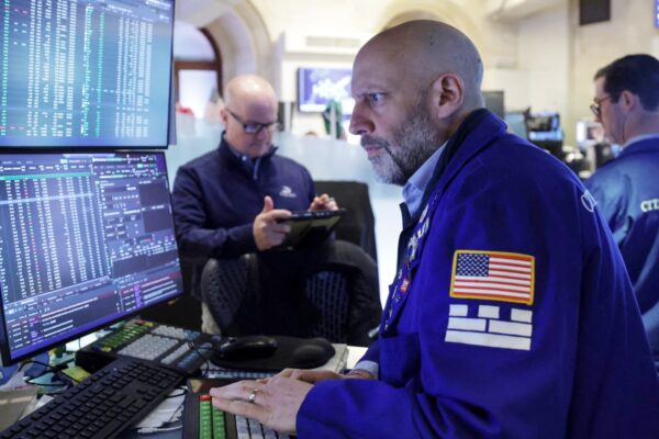 Treasury yields rise as traders monitor factory data and Mideast moves