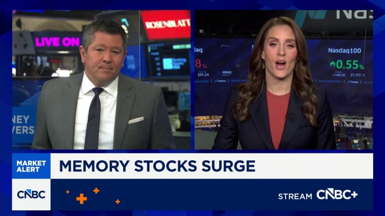 Apple CEO warns of memory crunch. ‘We’ll look at a range of options’