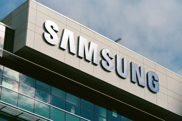 Samsung hits  trillion valuation as AI rally lifts shares over 10%