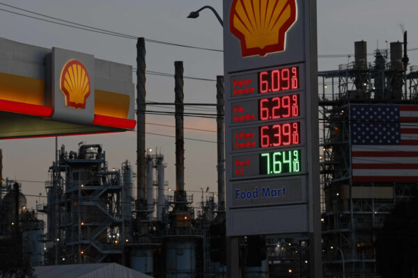 Kalshi traders think U.S. oil prices are set to hit new 2026 highs