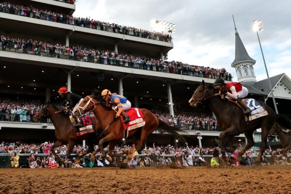 Golden Tempo wins Kentucky Derby as trainer DeVaux makes history