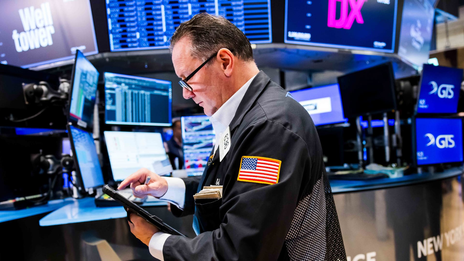 Stock market today: Live updates