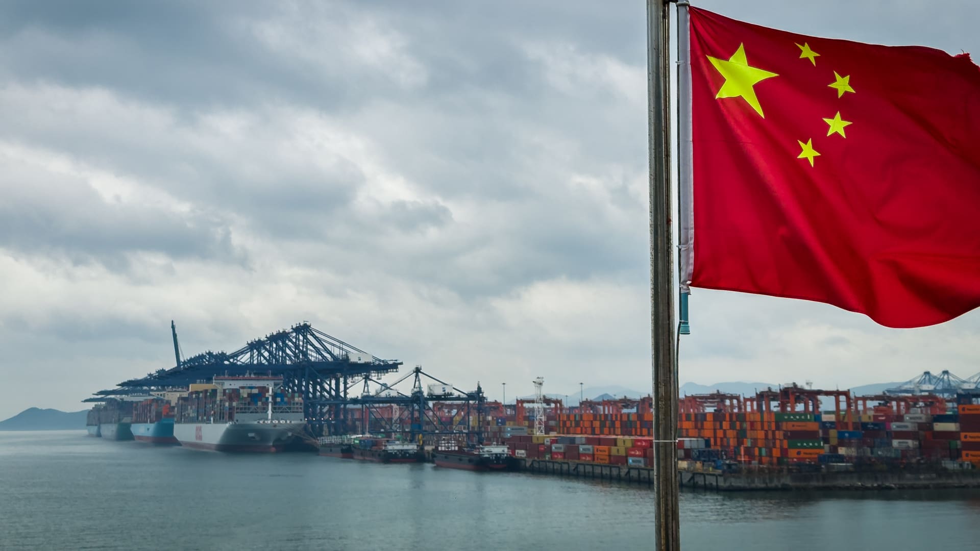 China April exports rebound strongly after sluggish March