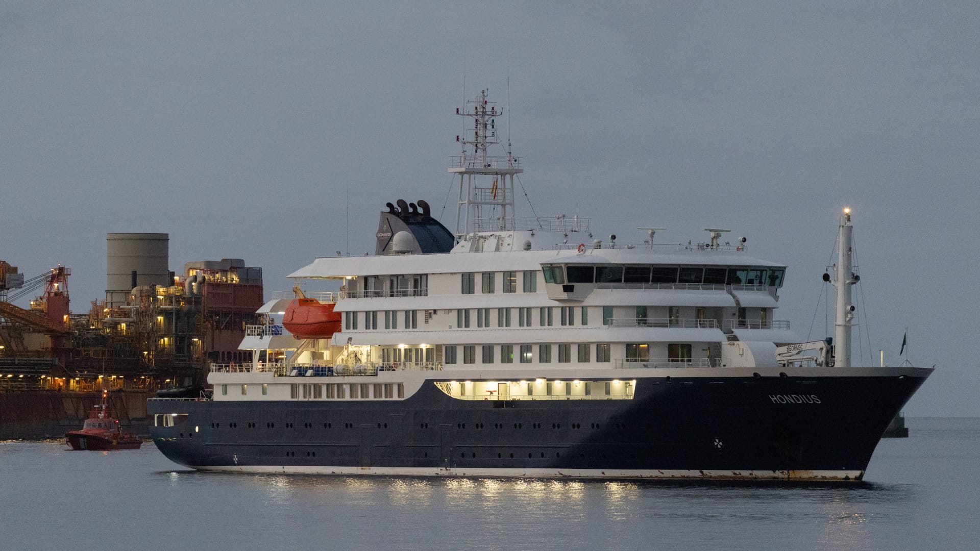 Cruise ship hit by hantavirus outbreak arrives in Spain’s Tenerife