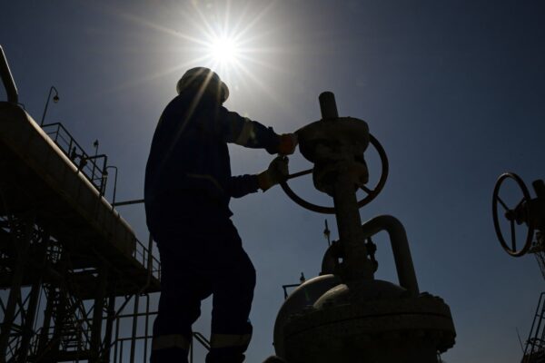 Stoxx 600, FTSE, DAX, CAC, Iran news, oil prices