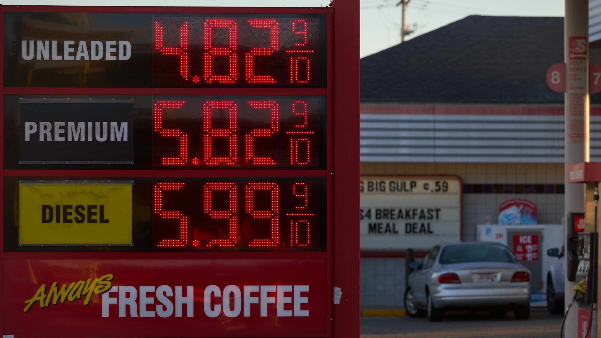 Trump, Congressional Republicans float gas tax holiday amid Iran war