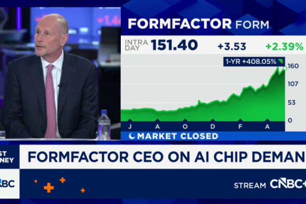 Qualcomm drops as chip stocks pull back from record AI-driven rally