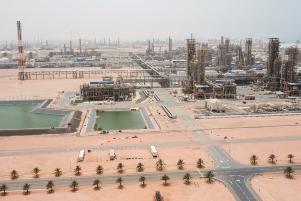 U.S. crude oil falls below 0 per barrel after Trump says Iran talks in final stages