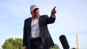 Trump to host Cabinet at Camp David as Iran talks continue