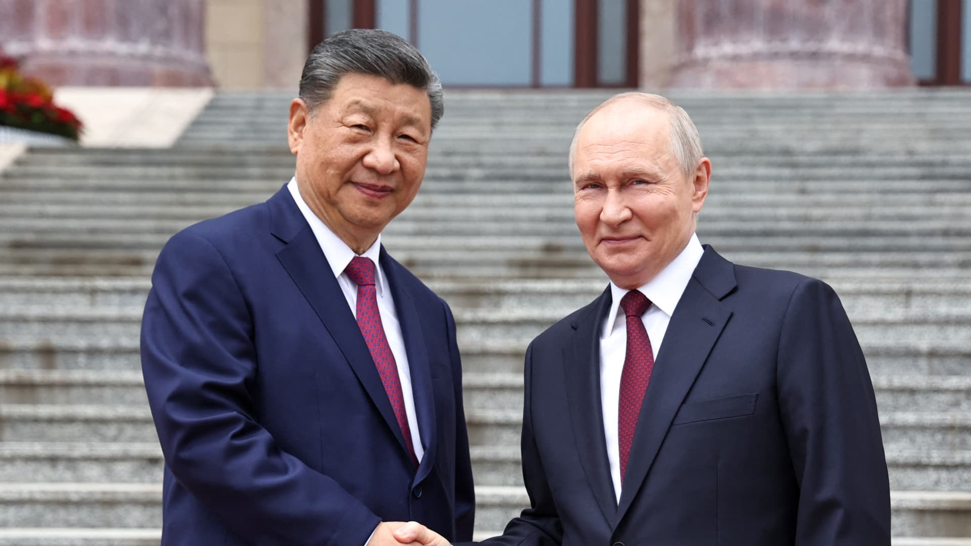 Taiwan was central in Xi’s meeting with Trump — but not with Putin