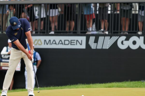 LIV Golf seeks to raise up to 0 million from investors