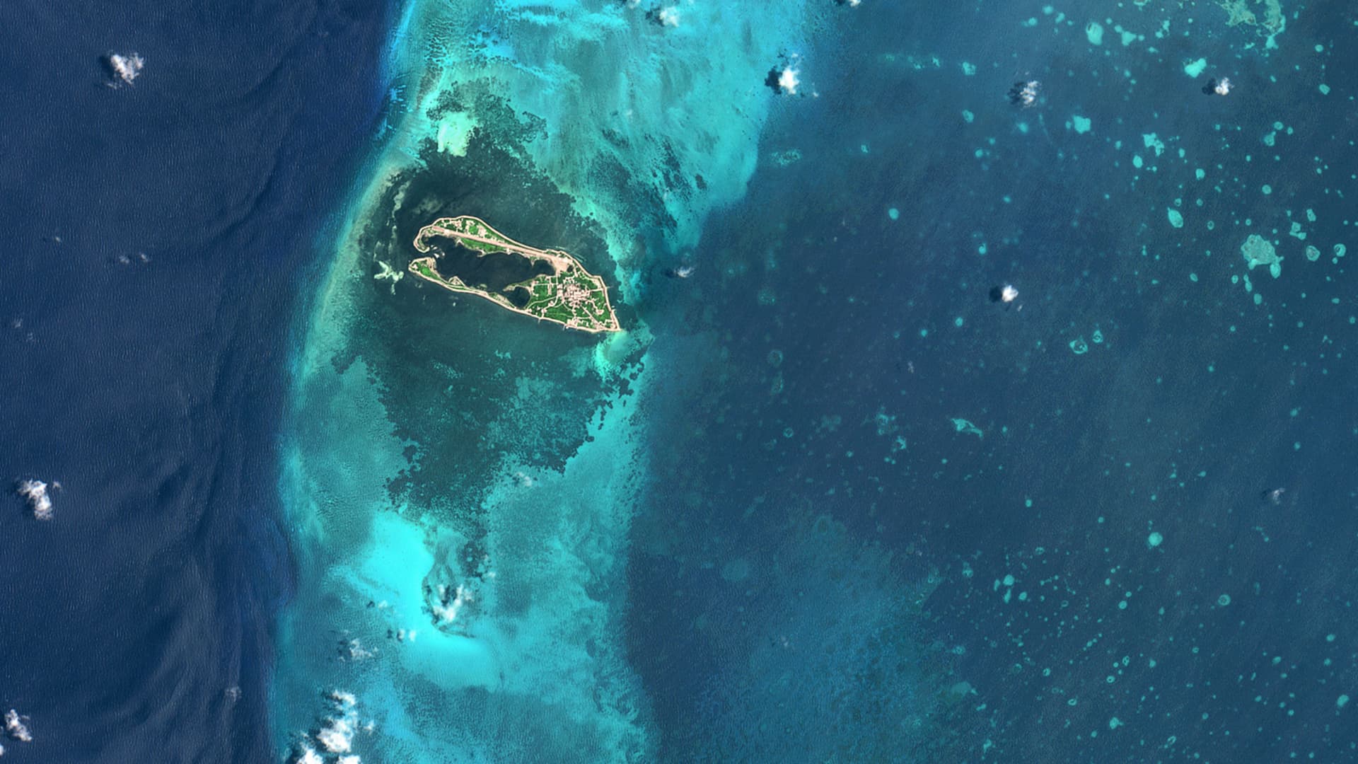 Taiwan and China coast guards in standoff at top of South China Sea