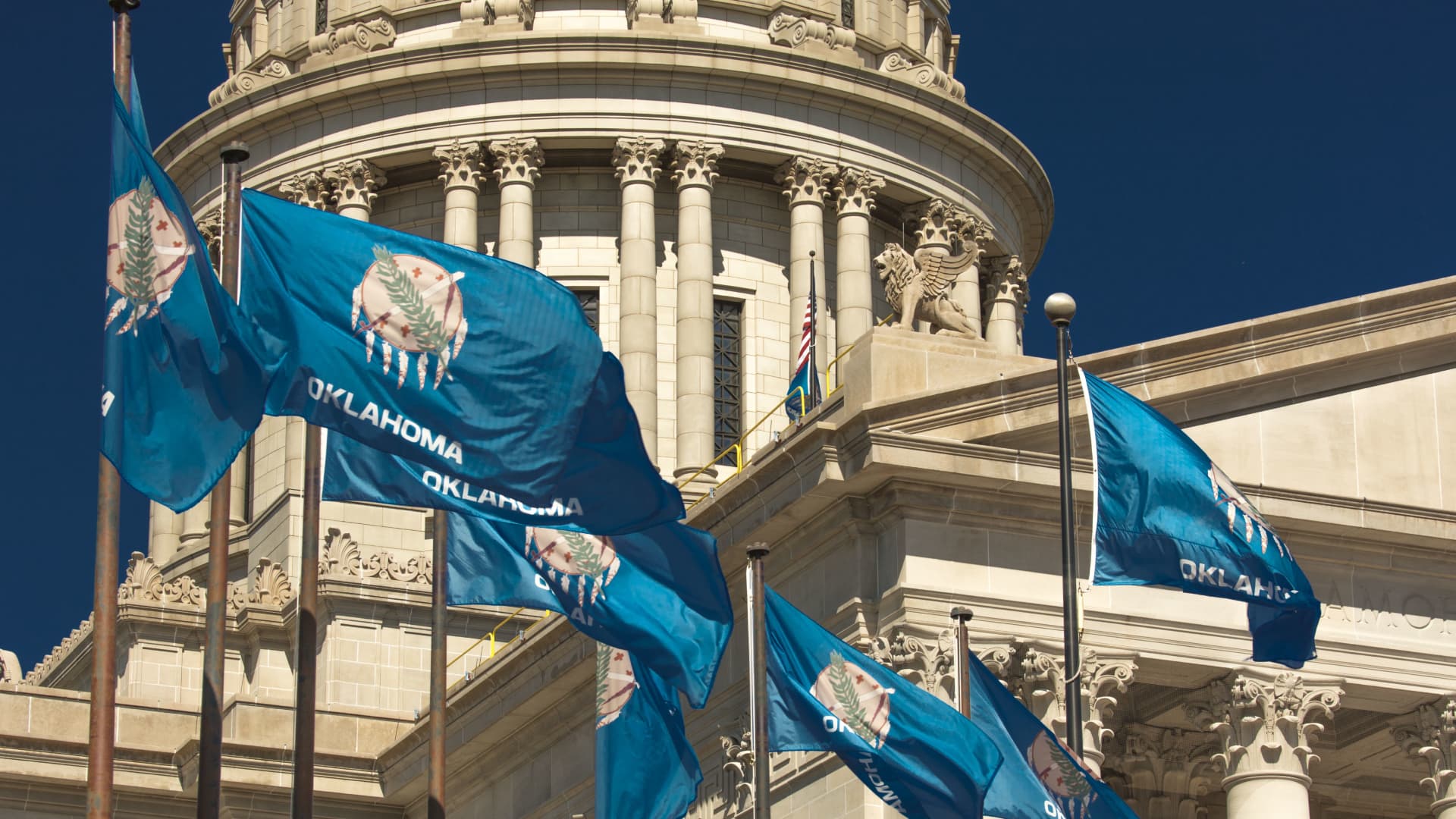 In deep red Oklahoma, big minimum wage 2026 election fight nears vote