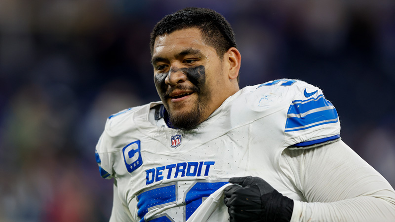 Lions HC Dan Campbell On All-Pro Penei Sewell Changing Spots: He ‘Can Do It All’