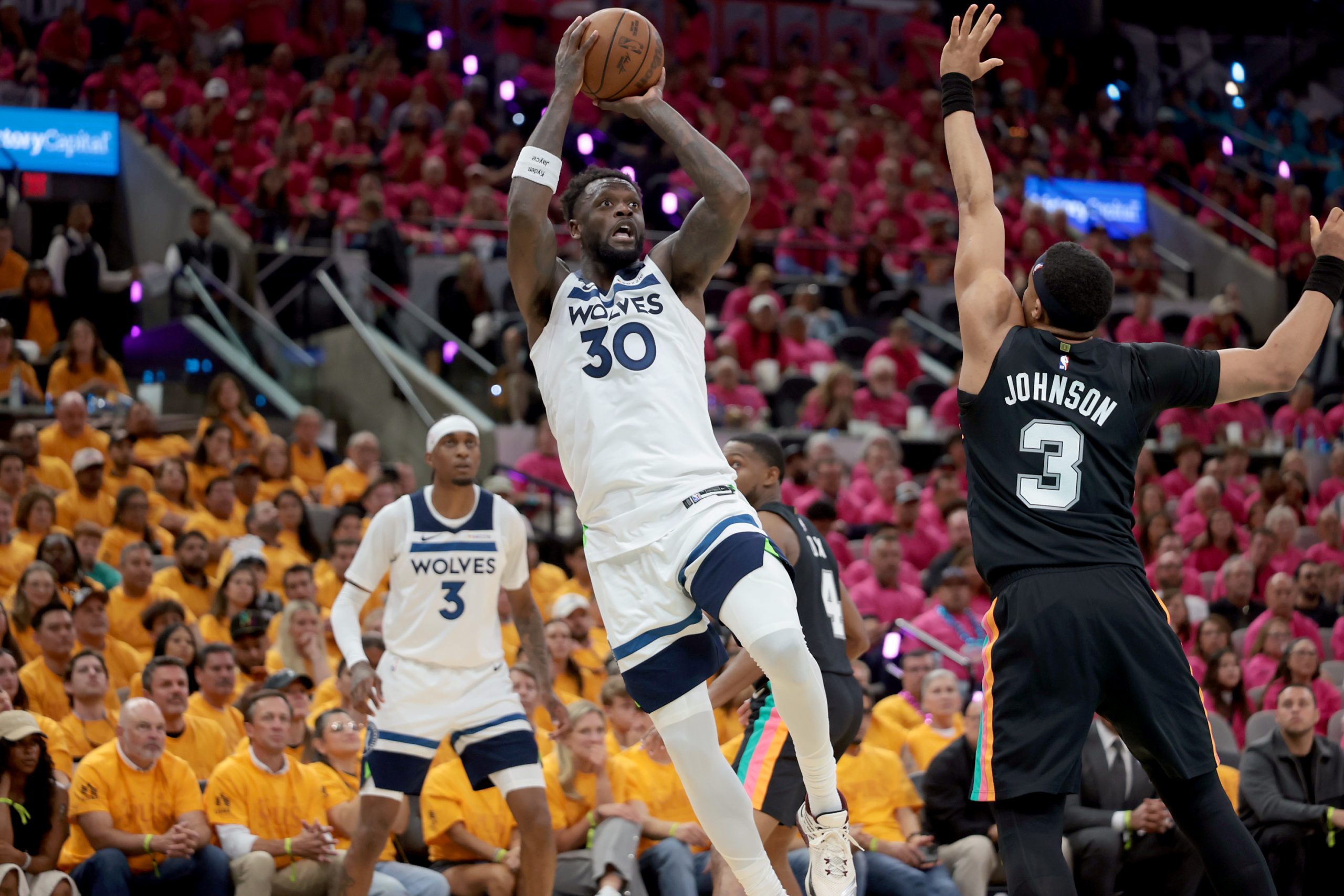 Dabble Promo Code FOX: Get a  No Deposit Bonus for Knicks-76ers, Spurs-Timberwolves