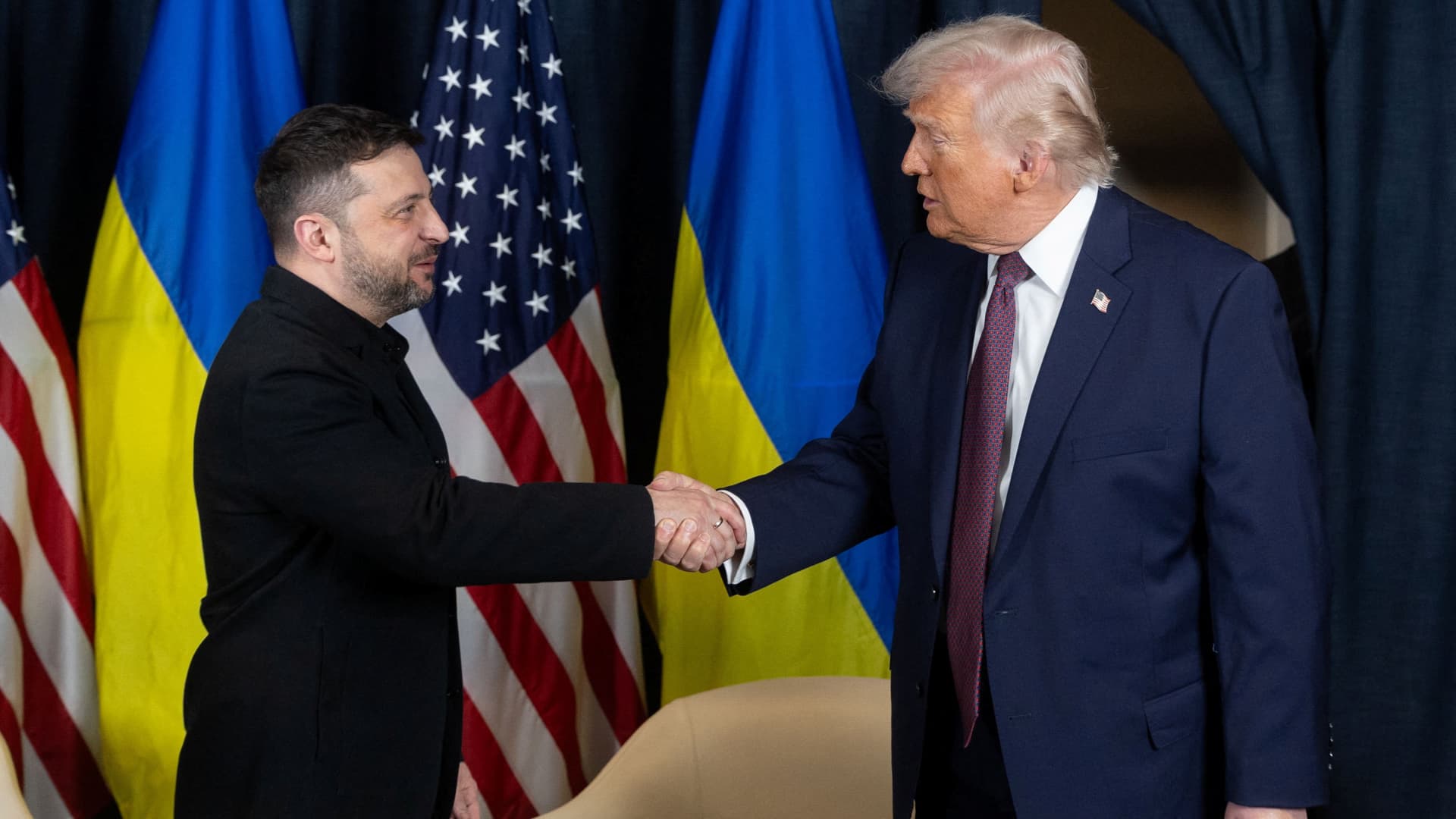 Putin, Zelenskyy talk with Trump by phone; drones kill 2 in Russia