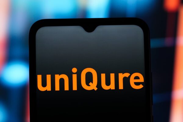 Huntington’s disease drugmaker UniQure to seek FDA OK for gene therapy