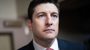 Prediction market bet ban for members of Congress eyed for bill