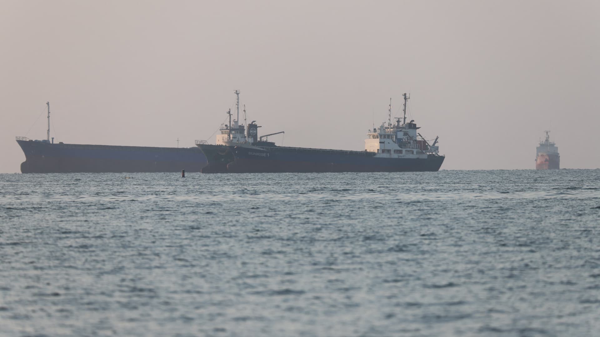 Proposed Iran-U.S. deal would reopen Hormuz strait and lift oil sanctions, Iran state media says