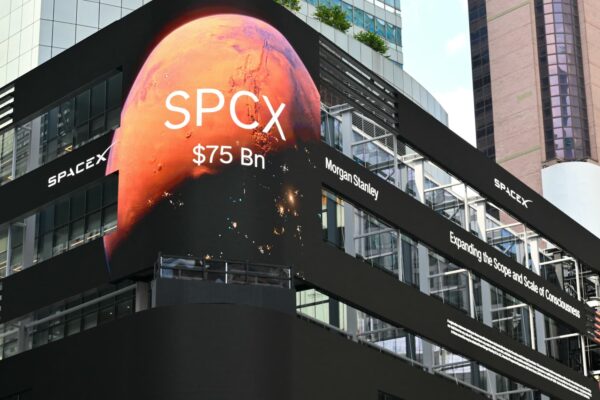 This wealth advisor stock should benefit as clients get rich from SpaceX IPO, says Baird