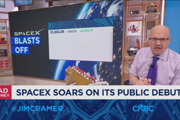 Jim Cramer says SpaceX’s blockbuster IPO could have major implications for the week ahead