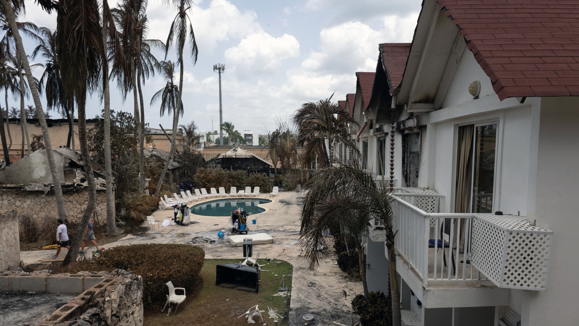 Fire destroys Dominican Republic resort; 1,700 tourists evacuated