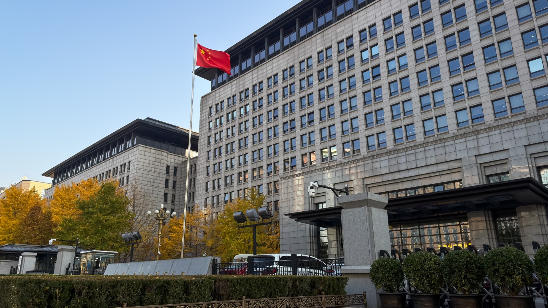 China targets dozens of U.S. firms in retaliation for Pentagon blacklist