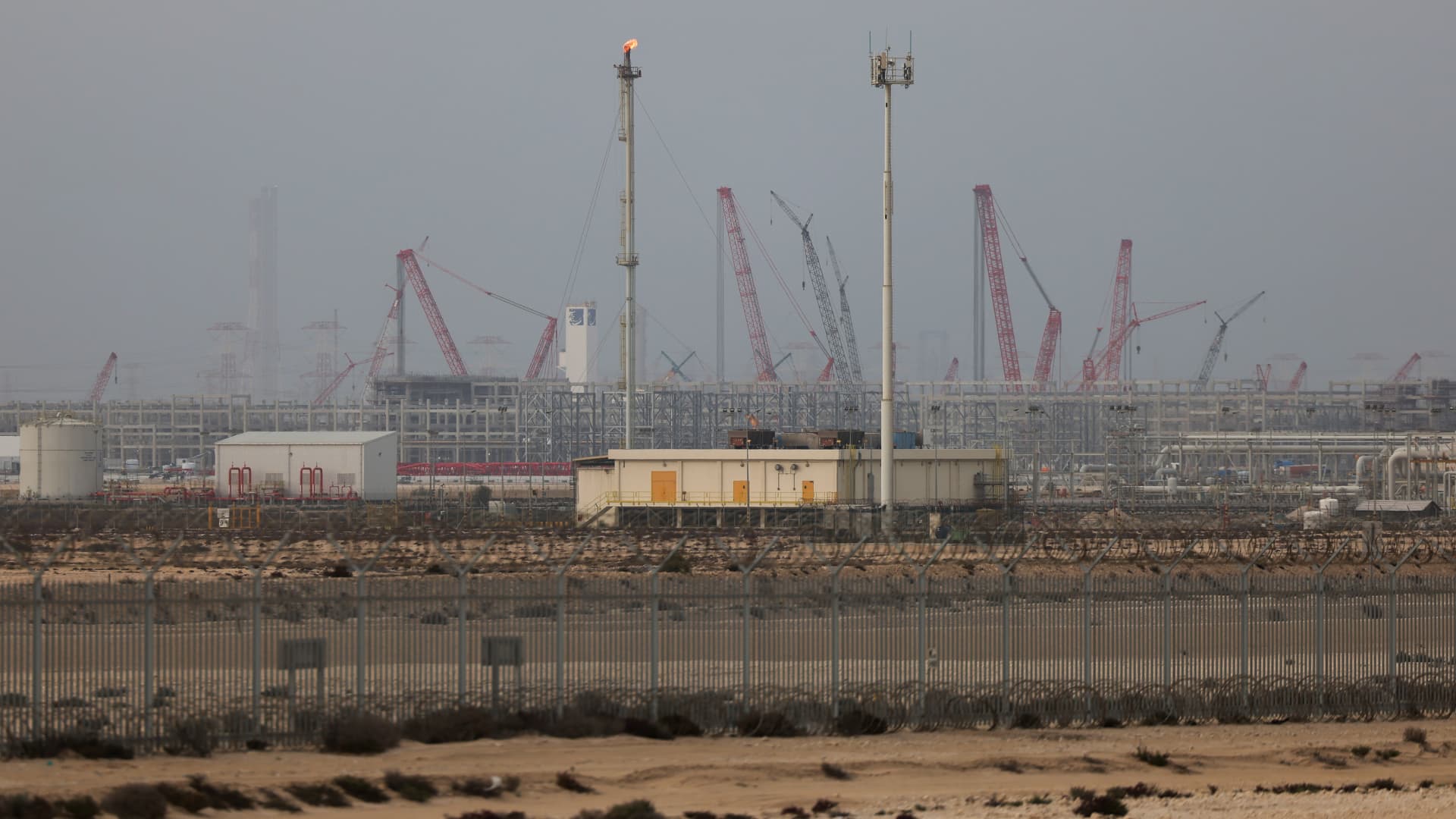 54 injured and 18 missing after explosion at Qatar LNG site