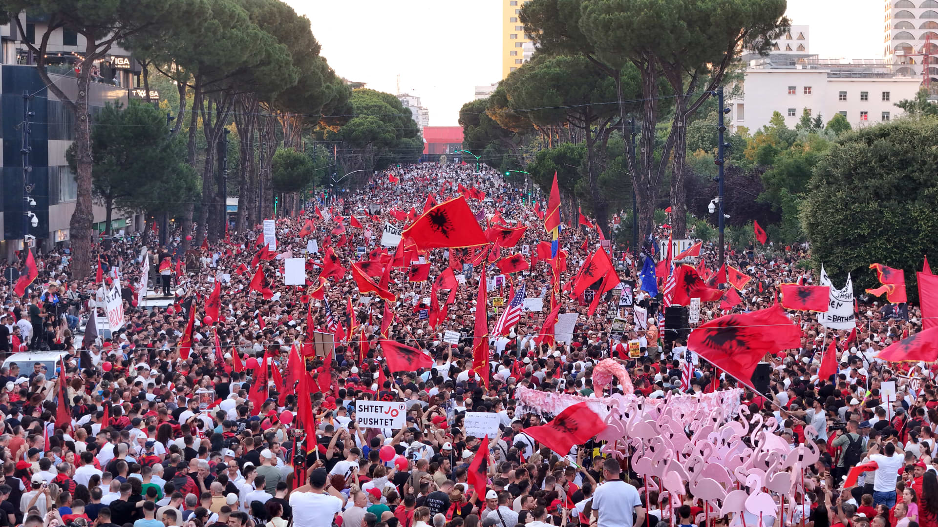 Albania protests target Kushner-linked project