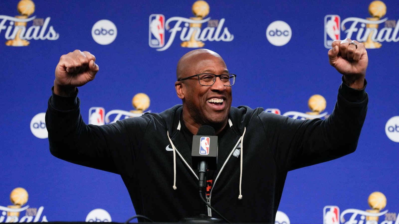 From Ben Stiller to Fat Joe, the Knicks’ celebrity fans get to work at NBA Finals practice